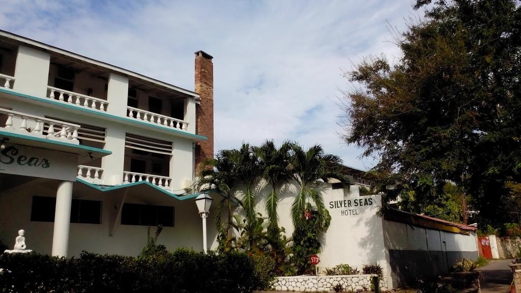 Silver Seas Hotel Ocho Rios Exterior photo