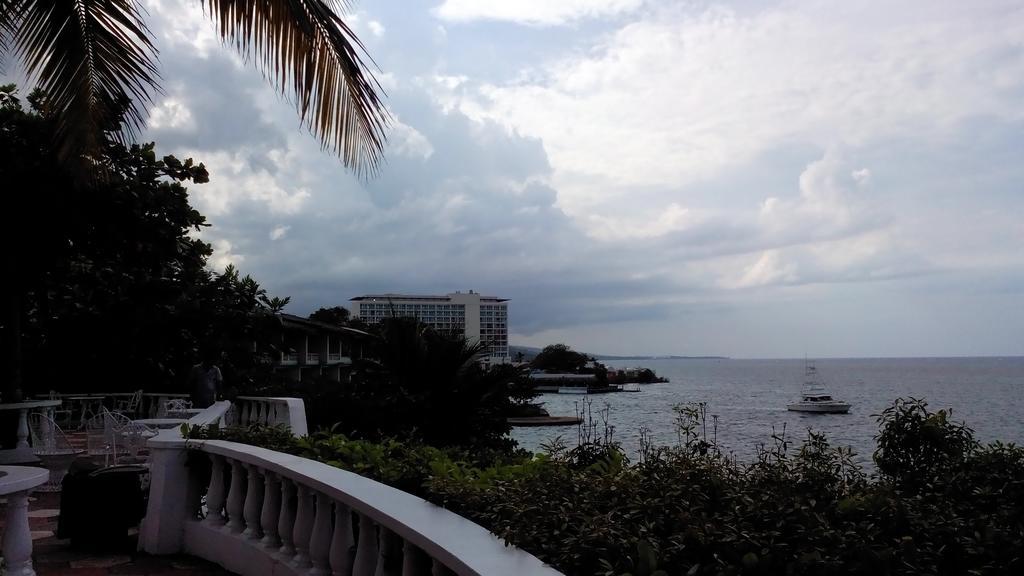 Silver Seas Hotel Ocho Rios Exterior photo