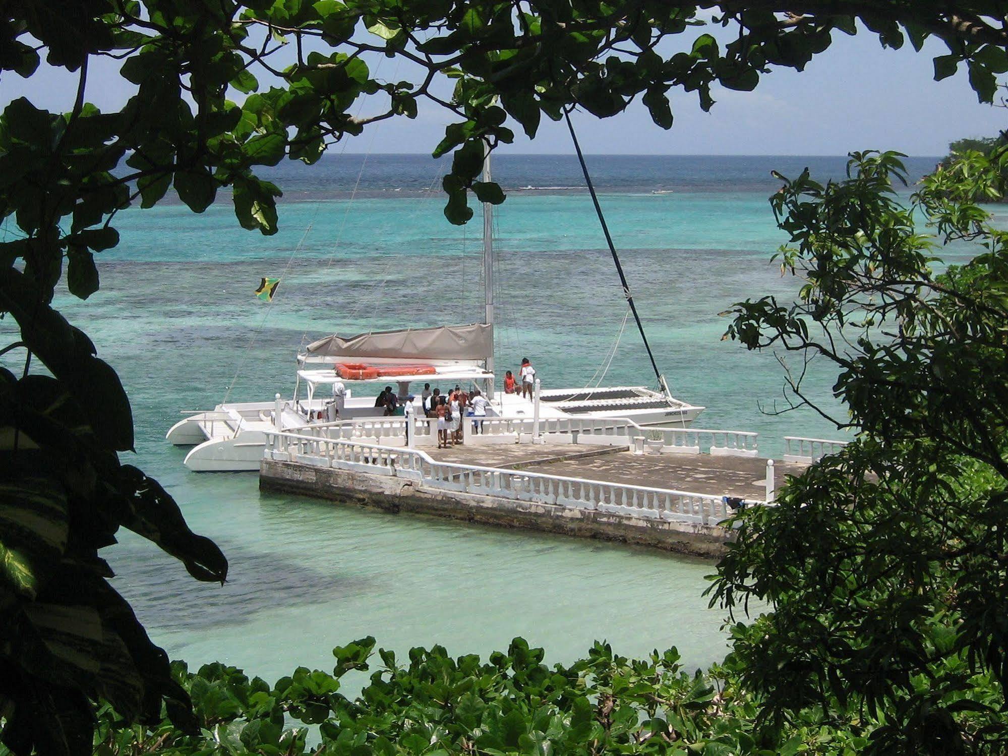 Silver Seas Hotel Ocho Rios Exterior photo